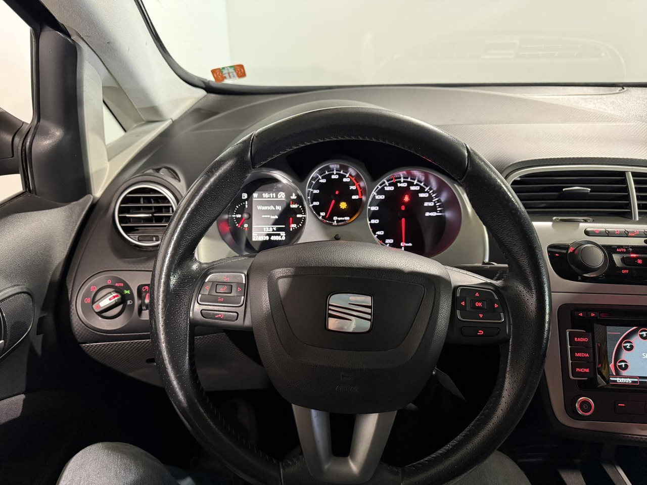 SEAT | Altea XL | 1.2 TSI Ecomotive Businessline COPA | 2012 | 274.939 km | 28TJZ5 | Logisch - Car: picture 4 SEAT | Altea XL | 1.2 TSI Ecomotive Businessline COPA | 2012 | 274.939 km | 28TJZ5 | Logisch - Car: picture 4