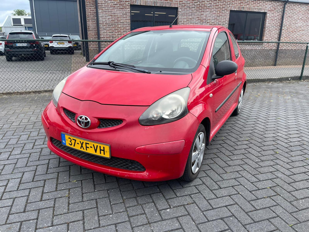 Toyota Aygo 1.0 12V 2007 247.975 km 37-XF-VH - Hatchback: picture 1 Toyota Aygo 1.0 12V 2007 247.975 km 37-XF-VH - Hatchback: picture 1