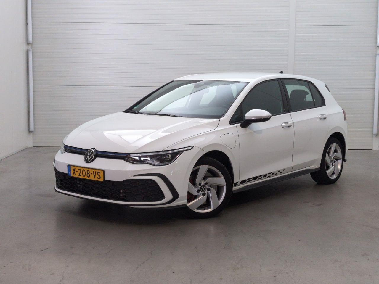 Hatchback Volkswagen Golf 1.4 eHybrid GTE | 2021 | 89.795 km | Automaat | X208VS | NAP: Geen oordeel: picture 1