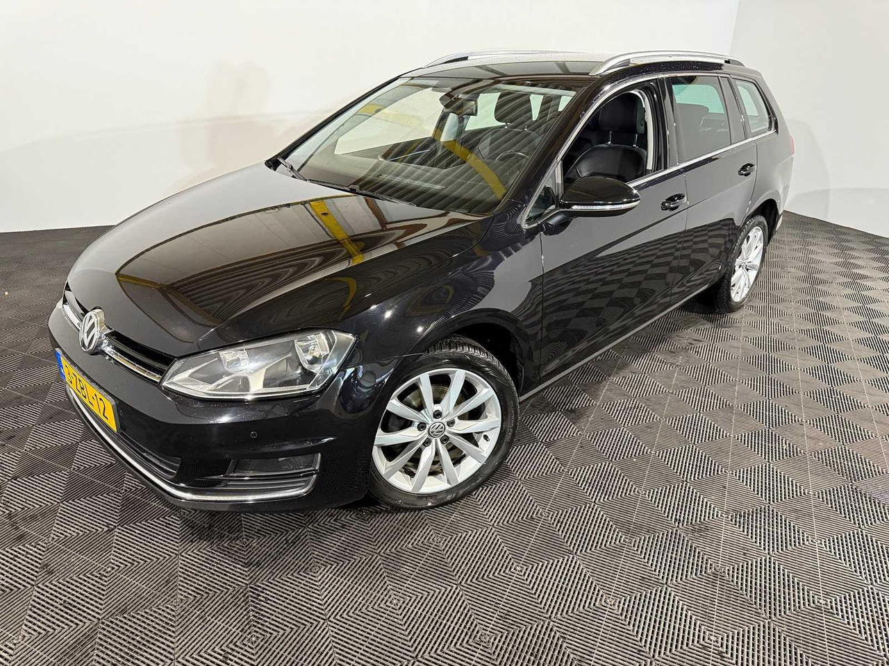 Car Volkswagen Golf Variant 1.4 TSI Business Edition 3-ZBL-12 202.678 km: picture 1