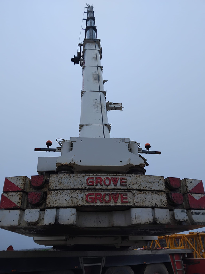 GROVE GMK5220 - Mobile crane: picture 3 GROVE GMK5220 - Mobile crane: picture 3