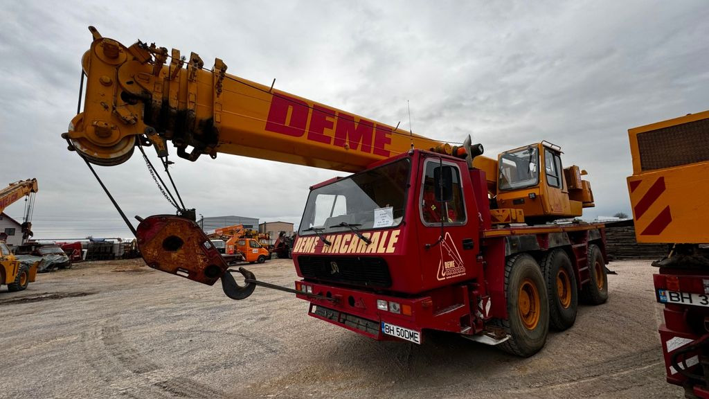 Grove GMK 3050 - All terrain crane: picture 3 Grove GMK 3050 - All terrain crane: picture 3