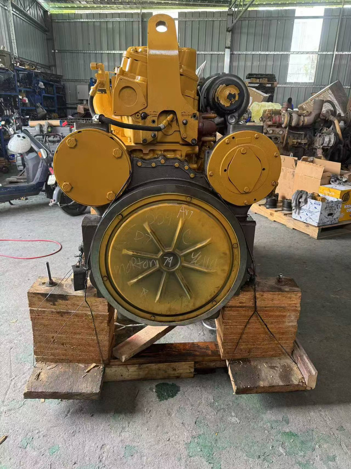 CATPILLAR C18 - Automotive service equipment: picture 2 CATPILLAR C18 - Automotive service equipment: picture 2