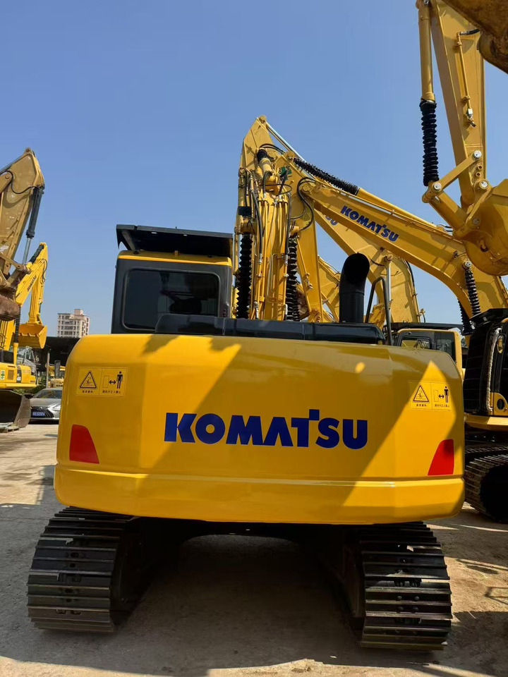 KOMATSU PC130-7 - Crawler excavator: picture 5 KOMATSU PC130-7 - Crawler excavator: picture 5