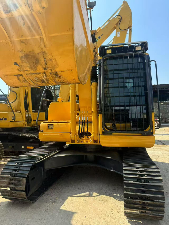 KOMATSU PC130-7 - Crawler excavator: picture 3 KOMATSU PC130-7 - Crawler excavator: picture 3