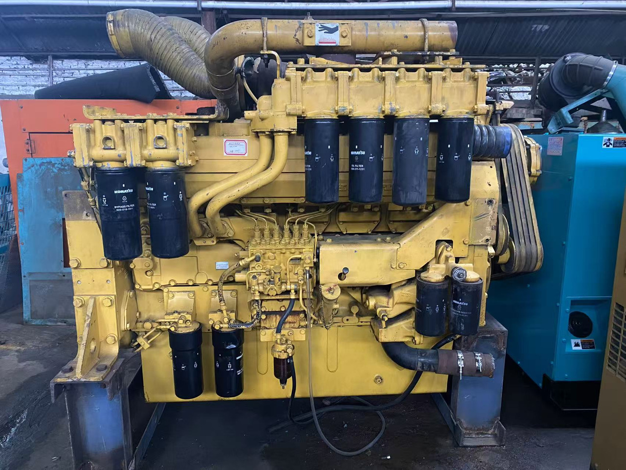 KOMATSU SAA12V140E - Engine for Industrial HVAC equipment: picture 4 KOMATSU SAA12V140E - Engine for Industrial HVAC equipment: picture 4