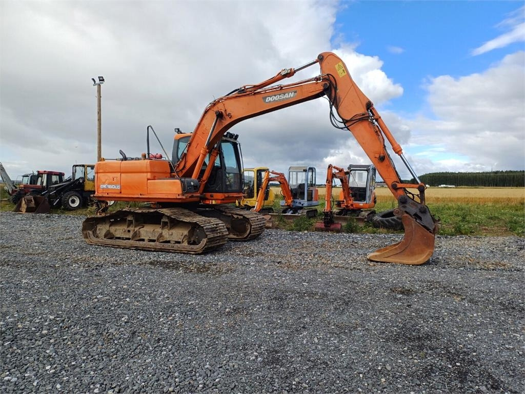 Doosan DX160LC Metsä alustalla - Crawler excavator: picture 4 Doosan DX160LC Metsä alustalla - Crawler excavator: picture 4