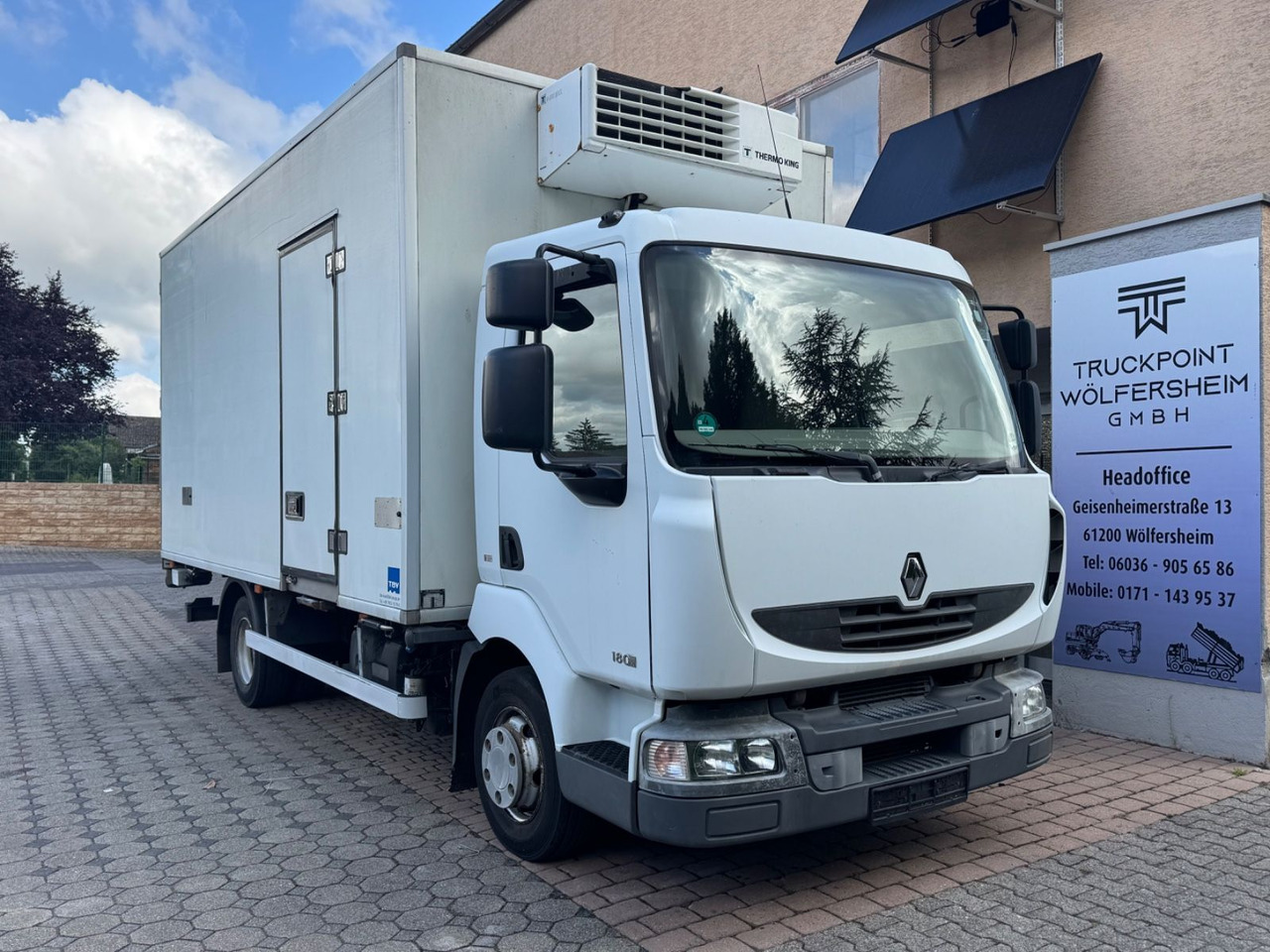 Renault MIDLUM 180/Thermo-King V-500/LBW - Refrigerated van: picture 1 Renault MIDLUM 180/Thermo-King V-500/LBW - Refrigerated van: picture 1