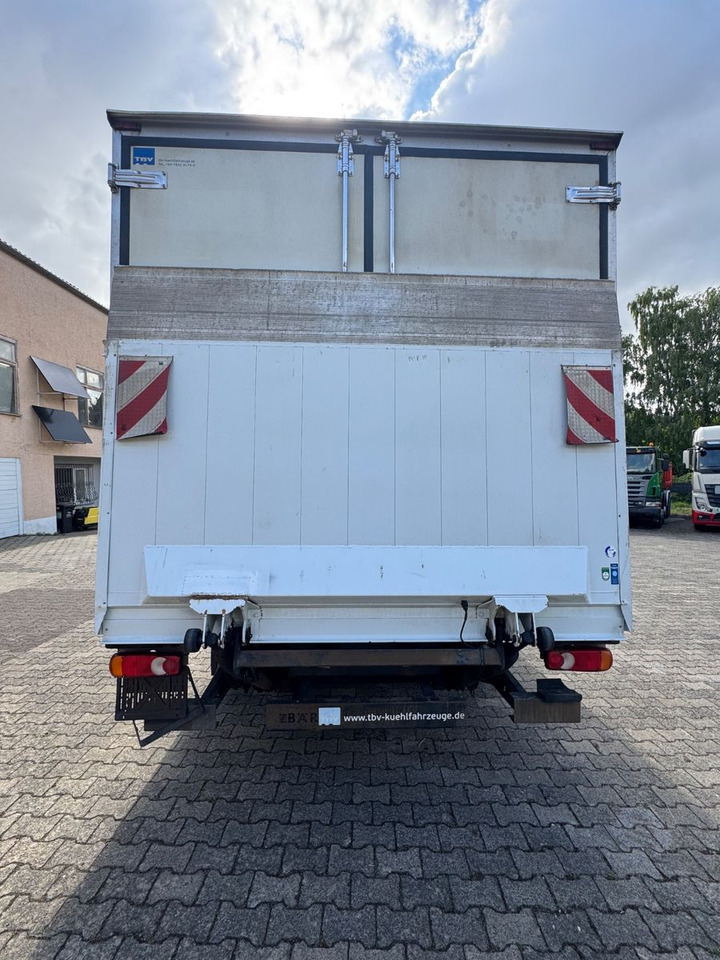 Renault MIDLUM 180/Thermo-King V-500/LBW - Refrigerated van: picture 4 Renault MIDLUM 180/Thermo-King V-500/LBW - Refrigerated van: picture 4