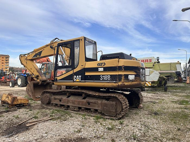 Caterpillar 318B - Excavator: picture 3 Caterpillar 318B - Excavator: picture 3