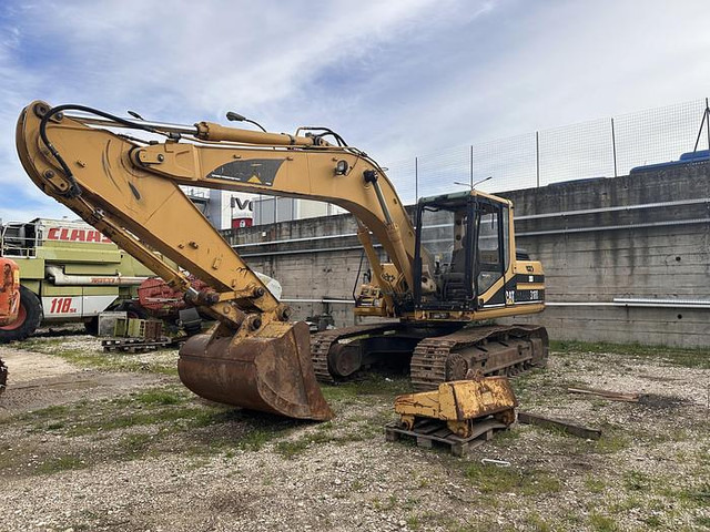 Caterpillar 318B - Excavator: picture 1 Caterpillar 318B - Excavator: picture 1