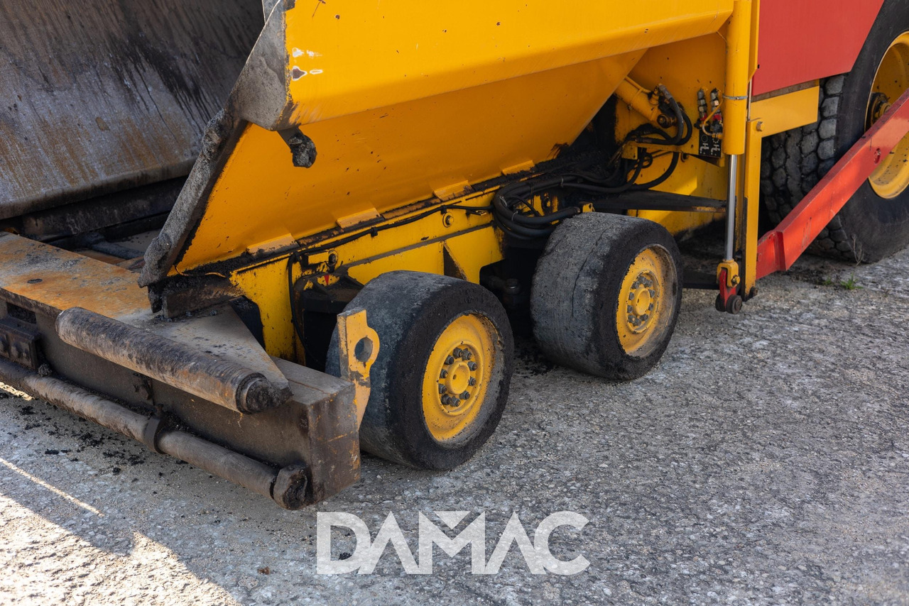 Asphalt paver DYNAPAC F121-4W: picture 13 Asphalt paver DYNAPAC F121-4W: picture 13