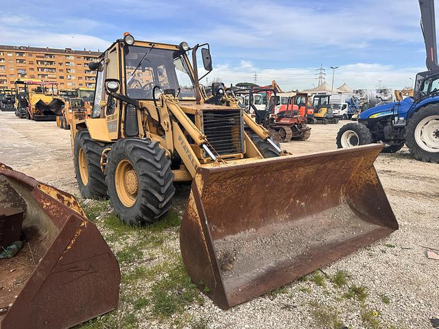 Fiat ALLIS BH4.5 - Backhoe loader: picture 2 Fiat ALLIS BH4.5 - Backhoe loader: picture 2