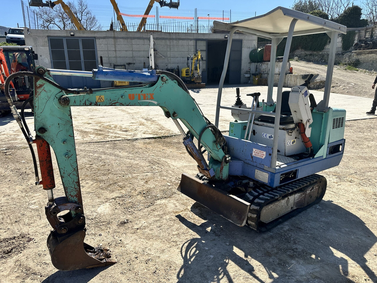 UTEX 1.3 - Mini excavator: picture 1 UTEX 1.3 - Mini excavator: picture 1