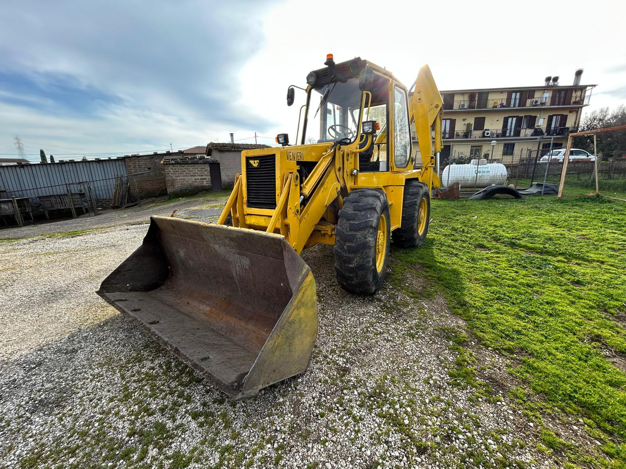 VENIERI VF 7.33 - Backhoe loader: picture 1 VENIERI VF 7.33 - Backhoe loader: picture 1