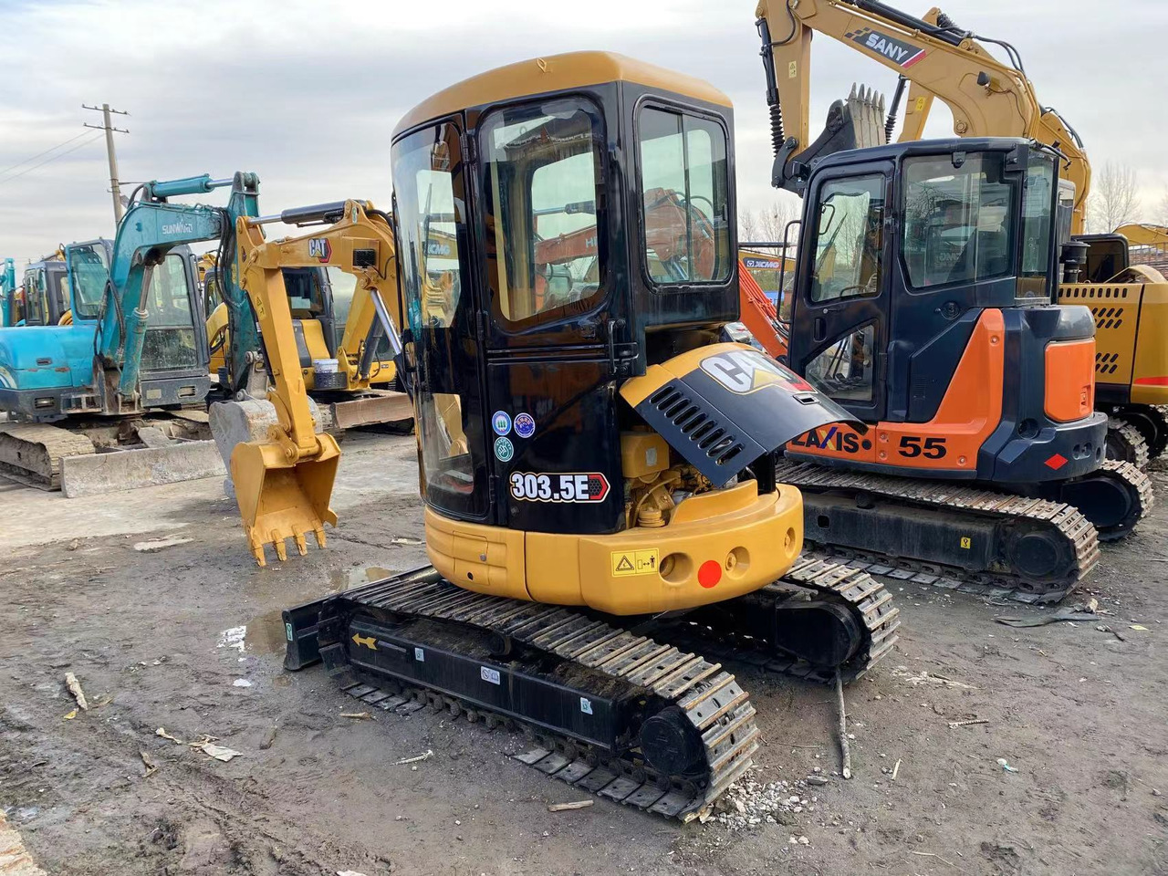 CATERPILLAR 303.5E2 - Mini excavator: picture 1 CATERPILLAR 303.5E2 - Mini excavator: picture 1