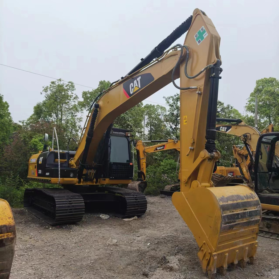 CATERPILLAR 320D2L - Crawler excavator: picture 1 CATERPILLAR 320D2L - Crawler excavator: picture 1