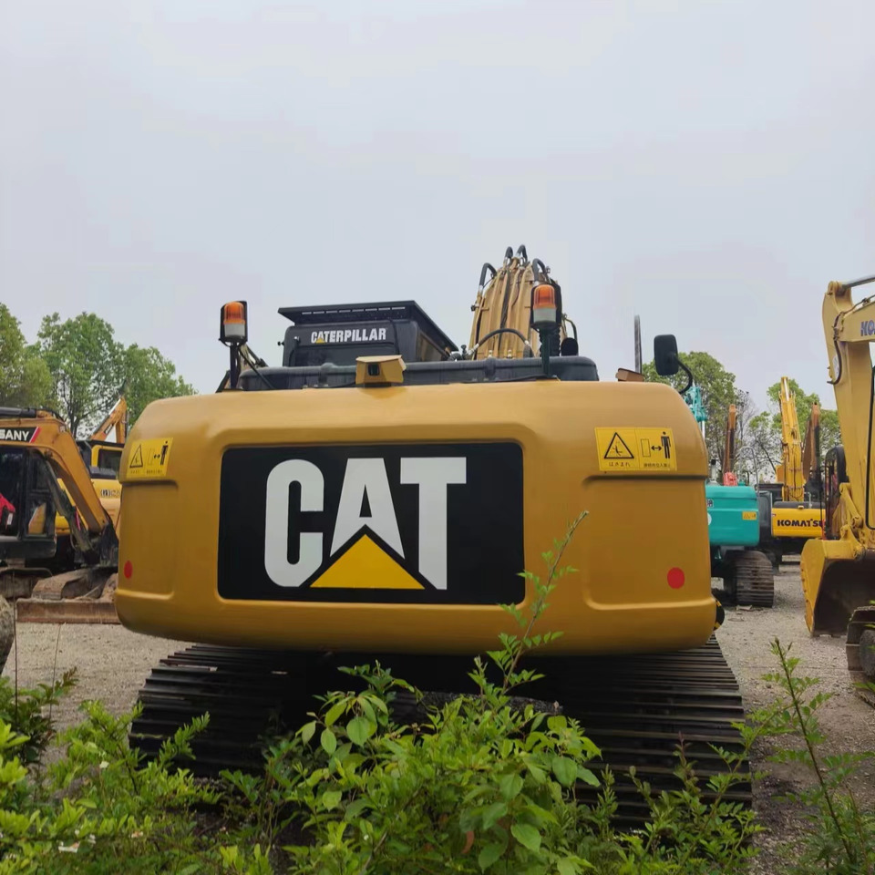 CATERPILLAR 320D2L - Crawler excavator: picture 5 CATERPILLAR 320D2L - Crawler excavator: picture 5