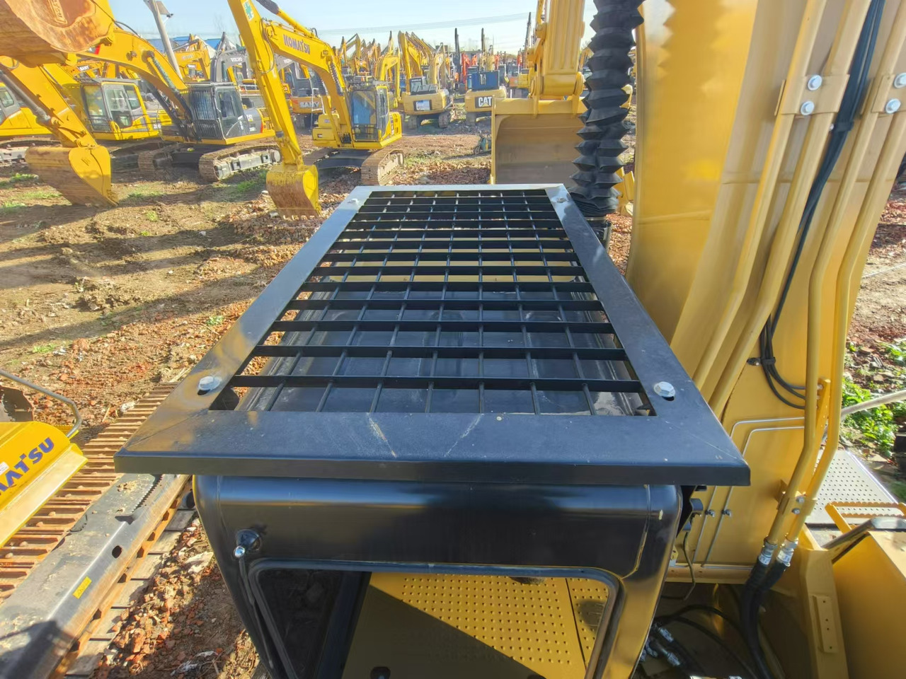 CATERPILLAR 330D - Crawler excavator: picture 4 CATERPILLAR 330D - Crawler excavator: picture 4