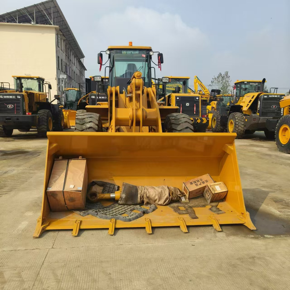 CATERPILLAR 966H - Wheel loader: picture 3 CATERPILLAR 966H - Wheel loader: picture 3