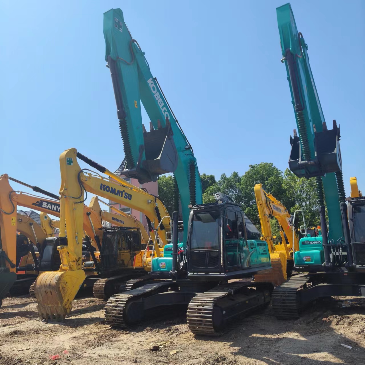 KOBELCO SK200D - Crawler excavator: picture 3 KOBELCO SK200D - Crawler excavator: picture 3