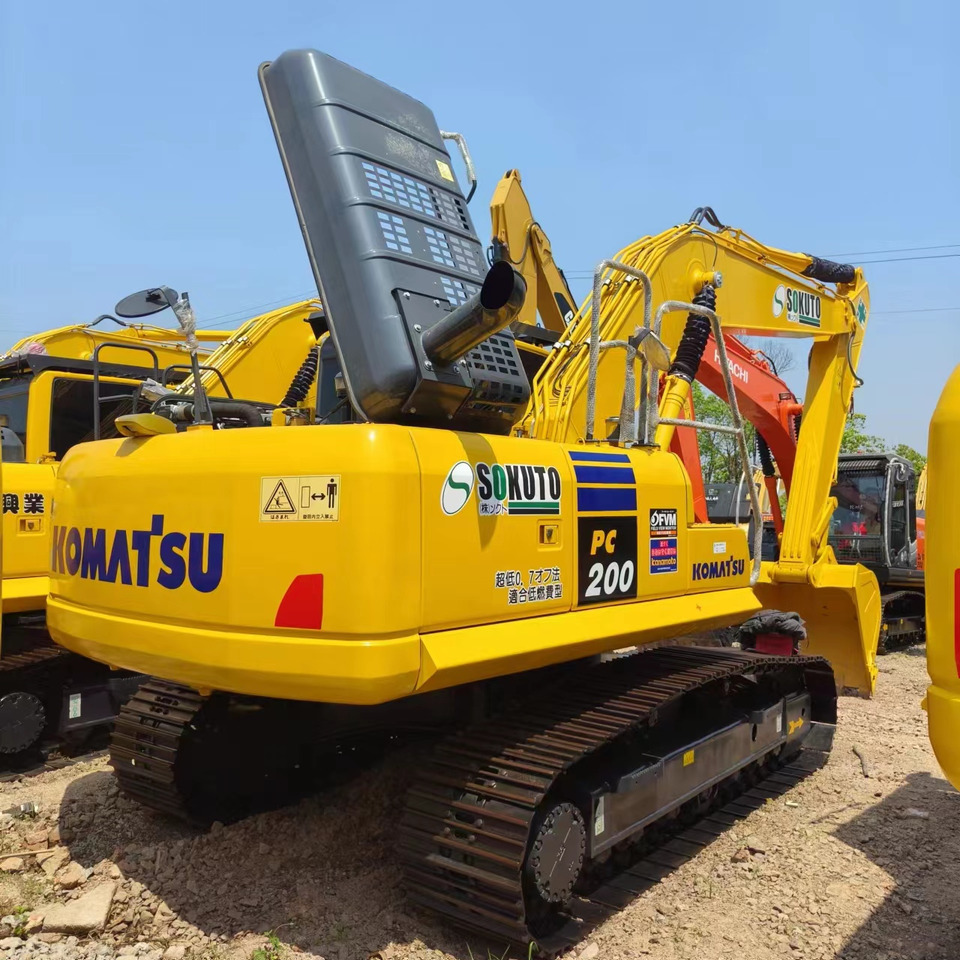 KOMATSU PC200-8MO - Crawler excavator: picture 4 KOMATSU PC200-8MO - Crawler excavator: picture 4