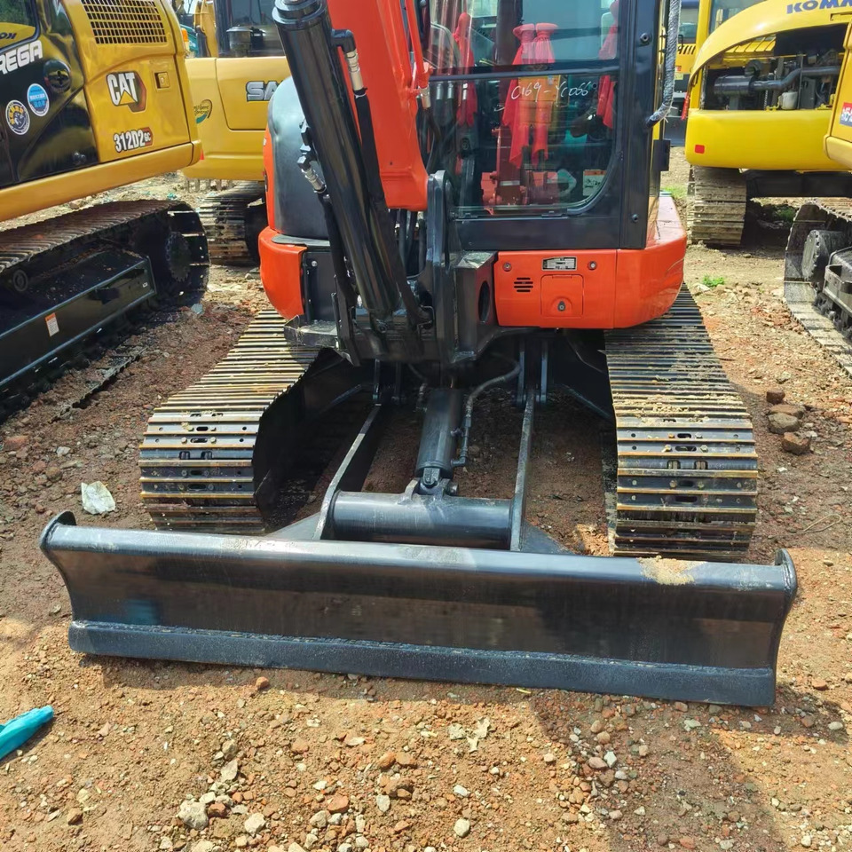 Crawler excavator KUBOTA KX165-5: picture 10