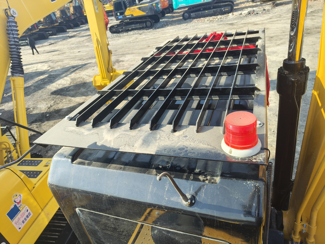 Crawler excavator SANY SY265C: picture 15