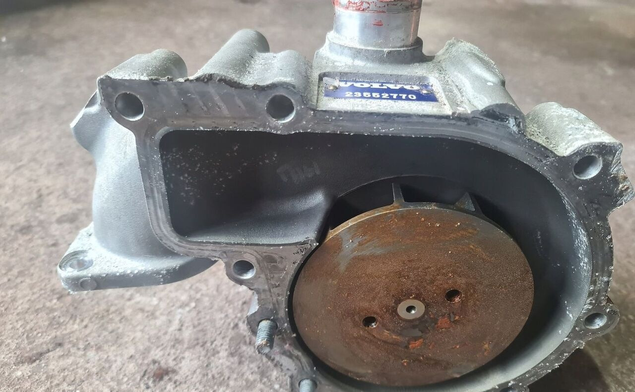 23552770 Volvo FL D8K Renault - Coolant pump for Truck: picture 2 23552770 Volvo FL D8K Renault - Coolant pump for Truck: picture 2