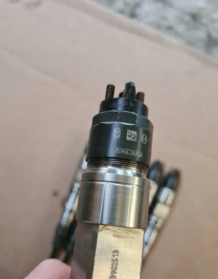FORD 053902513 8IAGC3AASA - Injector: picture 4 FORD 053902513 8IAGC3AASA - Injector: picture 4