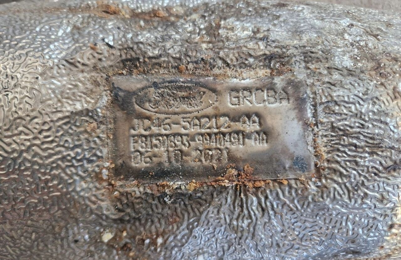 Ford F-MAX CARGO FC46-5A212-AA Ford F-MAX CARGO truck - Exhaust pipe for Truck: picture 3 Ford F-MAX CARGO FC46-5A212-AA Ford F-MAX CARGO truck - Exhaust pipe for Truck: picture 3