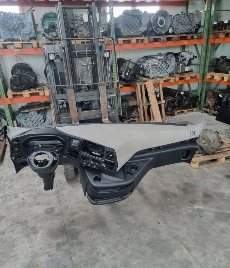 Ford KONSOLA KOMPLETNA KOKPIT DESKA ROZDZIELCZA STELAŻ F-MAX EURO 6 Ford KONSOLA KOMPLETNA KOKPIT DESKA ROZDZIELCZA STELAŻ FORD F-MAX EURO 6 - Dashboard for Truck: picture 1 Ford KONSOLA KOMPLETNA KOKPIT DESKA ROZDZIELCZA STELAŻ F-MAX EURO 6 Ford KONSOLA KOMPLETNA KOKPIT DESKA ROZDZIELCZA STELAŻ FORD F-MAX EURO 6 - Dashboard for Truck: picture 1