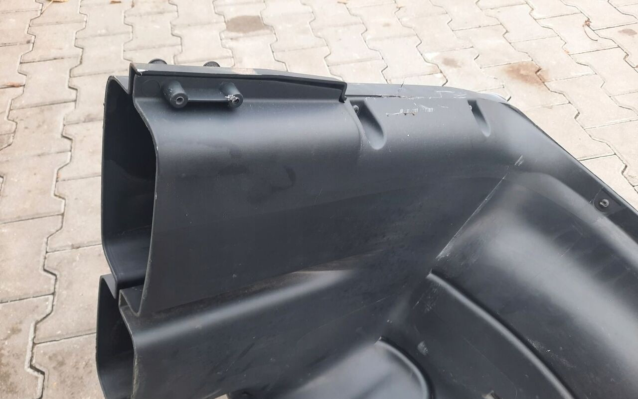 KOMIN WLOT POWIETRZA CZAPKA KABINY 21285236 Volvo FH 4 - Air intake system for Truck: picture 1 KOMIN WLOT POWIETRZA CZAPKA KABINY 21285236 Volvo FH 4 - Air intake system for Truck: picture 1