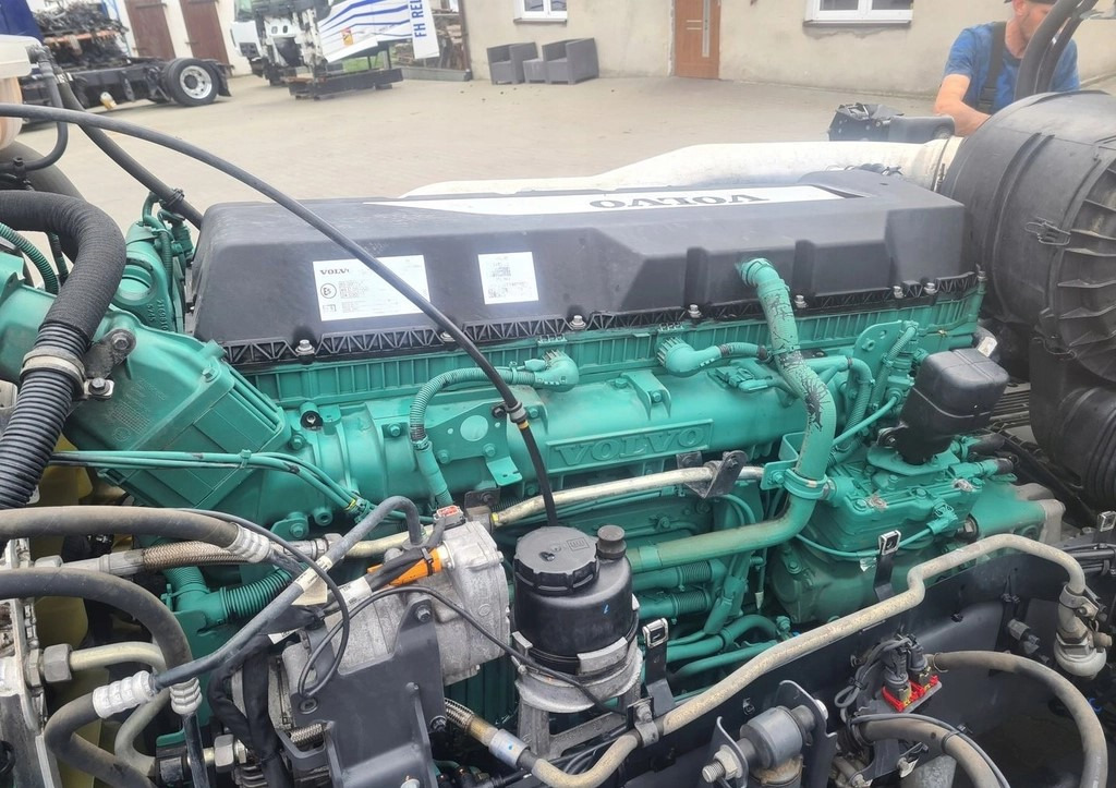 KOMPLETNY VOLVO FH 4 FM 4 FH 5 D13K 500 EUVI K6 I-SAVE T2800 EURO 6 - Engine: picture 3 KOMPLETNY VOLVO FH 4 FM 4 FH 5 D13K 500 EUVI K6 I-SAVE T2800 EURO 6 - Engine: picture 3