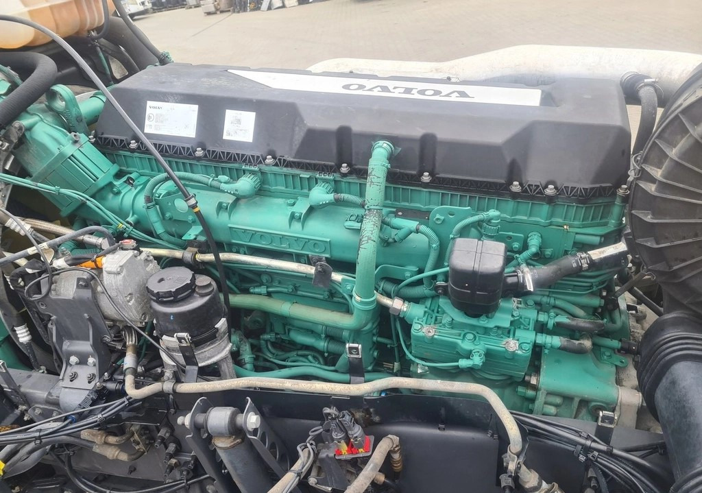 KOMPLETNY VOLVO FH 4 FM 4 FH 5 D13K 500 EUVI K6 I-SAVE T2800 EURO 6 - Engine: picture 2 KOMPLETNY VOLVO FH 4 FM 4 FH 5 D13K 500 EUVI K6 I-SAVE T2800 EURO 6 - Engine: picture 2