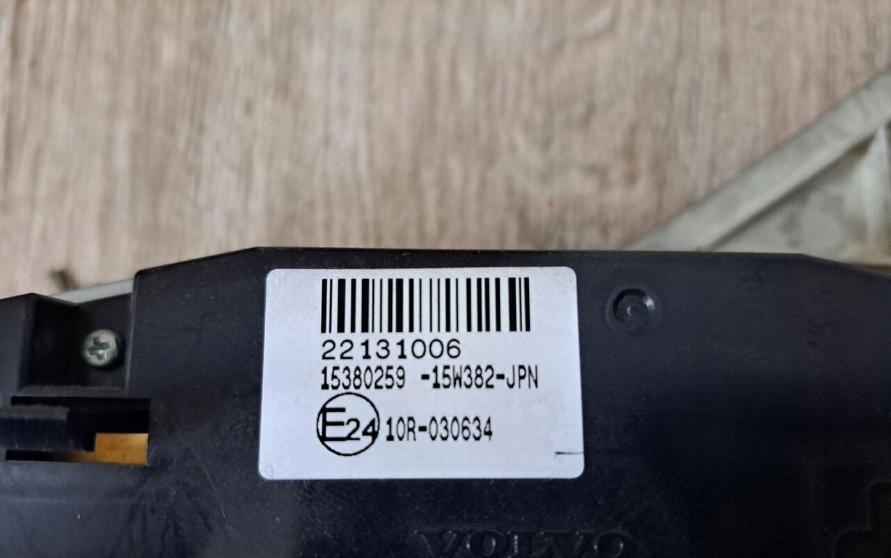 OEM PANEL NAWIEWU OGRZEWANIA KLIMATYZACJI VOLVO FH 4 22131006 - Tachograph for Truck: picture 1 OEM PANEL NAWIEWU OGRZEWANIA KLIMATYZACJI VOLVO FH 4 22131006 - Tachograph for Truck: picture 1