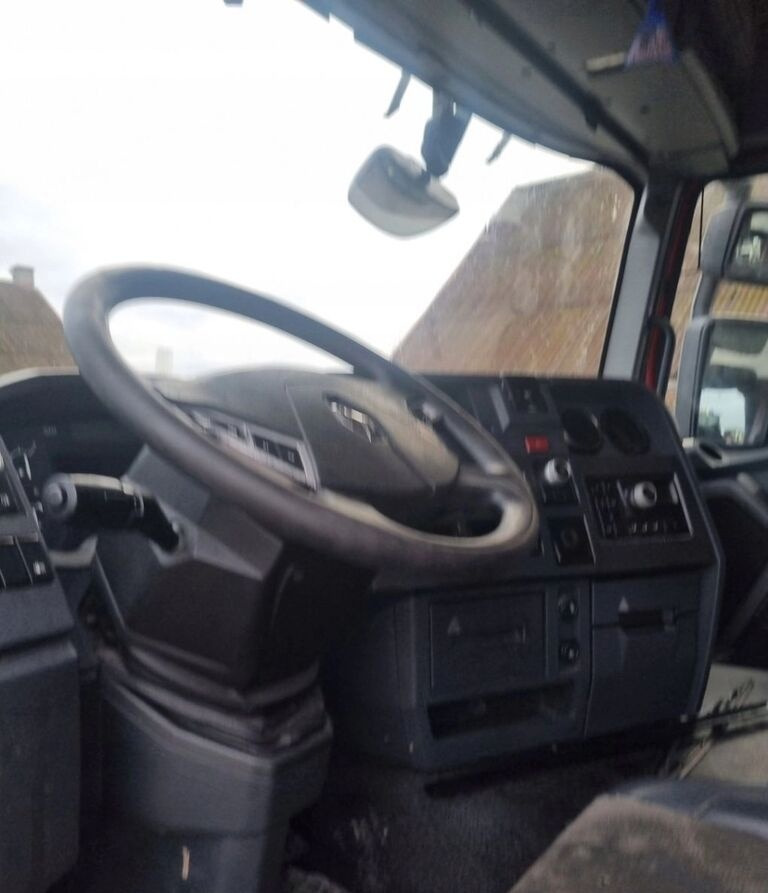 Cab for Truck Renault KOMPLETNA GAMA T RANGE EURO 6   Renault RENAULT GAMA T RANGE ŚREDNIA KABINA.: picture 10