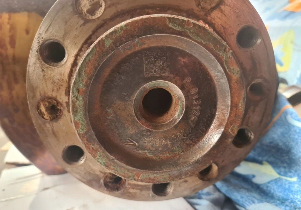 VOLVO FH 16 D16E EURO 5 8131247 - Crankshaft: picture 5 VOLVO FH 16 D16E EURO 5 8131247 - Crankshaft: picture 5