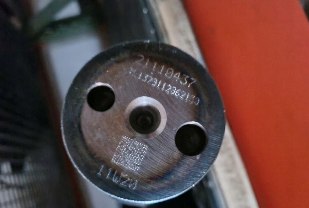 VOLVO FH FM RENAULT MAGNUM DXI 13 - Camshaft: picture 2 VOLVO FH FM RENAULT MAGNUM DXI 13 - Camshaft: picture 2