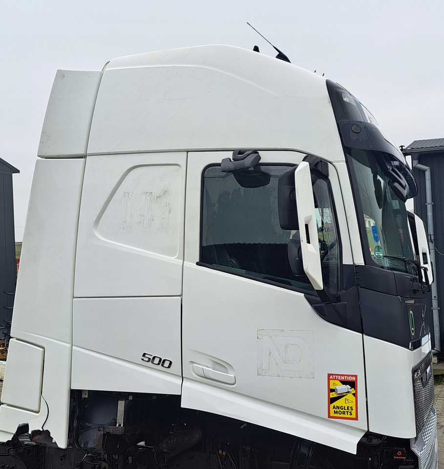 VOLVO GOŁY SZKIELET VOLVO FH 4 EURO 6 XL - Cab for Truck: picture 2 VOLVO GOŁY SZKIELET VOLVO FH 4 EURO 6 XL - Cab for Truck: picture 2