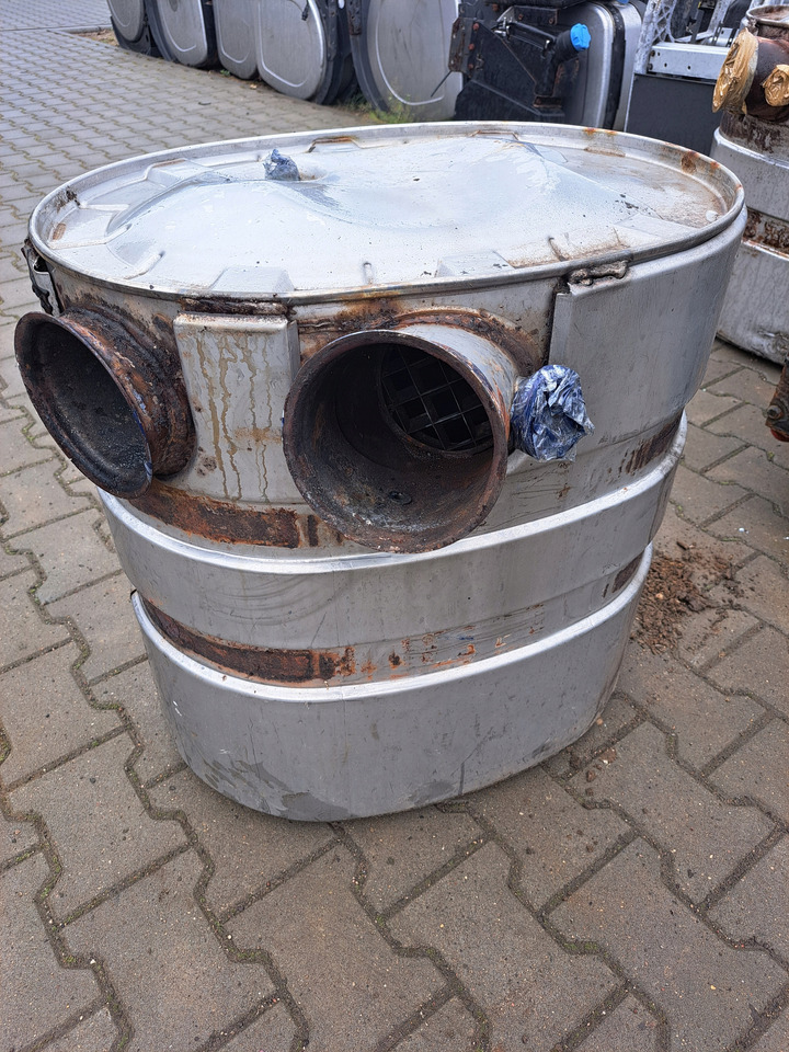 VOLVO KATALIZATOR TŁUMIK DPF FILTR RENAULT PREMIUM KERAX LANDER DXI VOLVO FH FM - Catalytic converter for Truck: picture 2 VOLVO KATALIZATOR TŁUMIK DPF FILTR RENAULT PREMIUM KERAX LANDER DXI VOLVO FH FM - Catalytic converter for Truck: picture 2