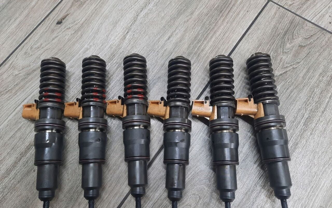 VOLVO POMPOWTRYSKIWACZE VOLVO FH 4 FM 4 D13K EURO 6 - Fuel pump for Truck: picture 1 VOLVO POMPOWTRYSKIWACZE VOLVO FH 4 FM 4 D13K EURO 6 - Fuel pump for Truck: picture 1