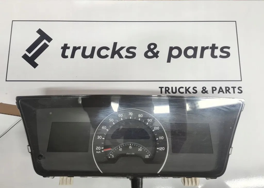 VOLVO ZEGARY LICZNIKI PRĘDKOŚCIOMIERZ VOLVO FH 4 FM 4 AUTOMAT 22222030 - Dashboard for Truck: picture 1 VOLVO ZEGARY LICZNIKI PRĘDKOŚCIOMIERZ VOLVO FH 4 FM 4 AUTOMAT 22222030 - Dashboard for Truck: picture 1