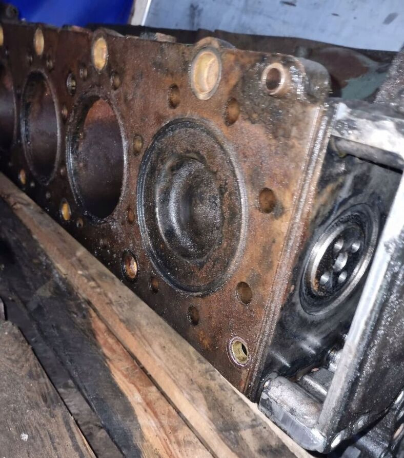 Volvo 93-01 380001 Volvo FH FM 12 - Cylinder block for Truck: picture 3 Volvo 93-01 380001 Volvo FH FM 12 - Cylinder block for Truck: picture 3