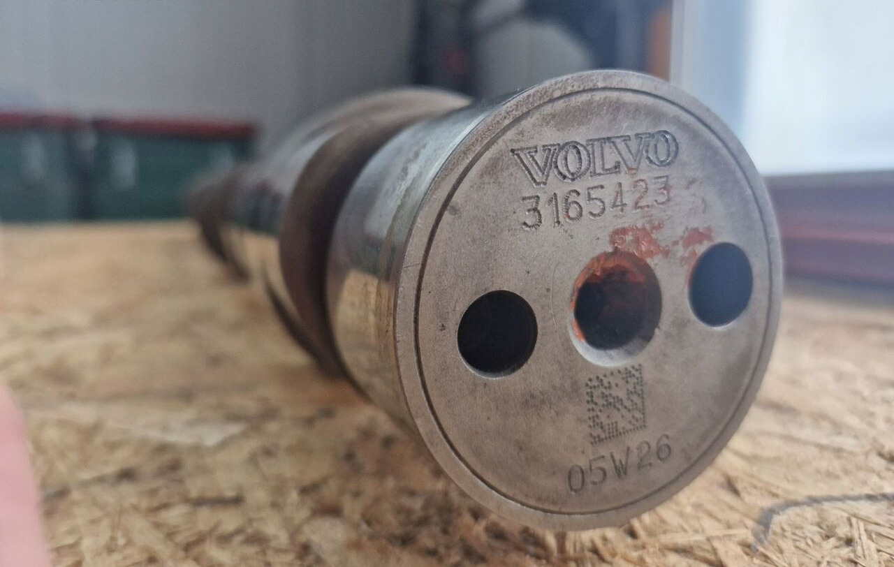 Volvo FH 12 - Camshaft for Truck: picture 1 Volvo FH 12 - Camshaft for Truck: picture 1