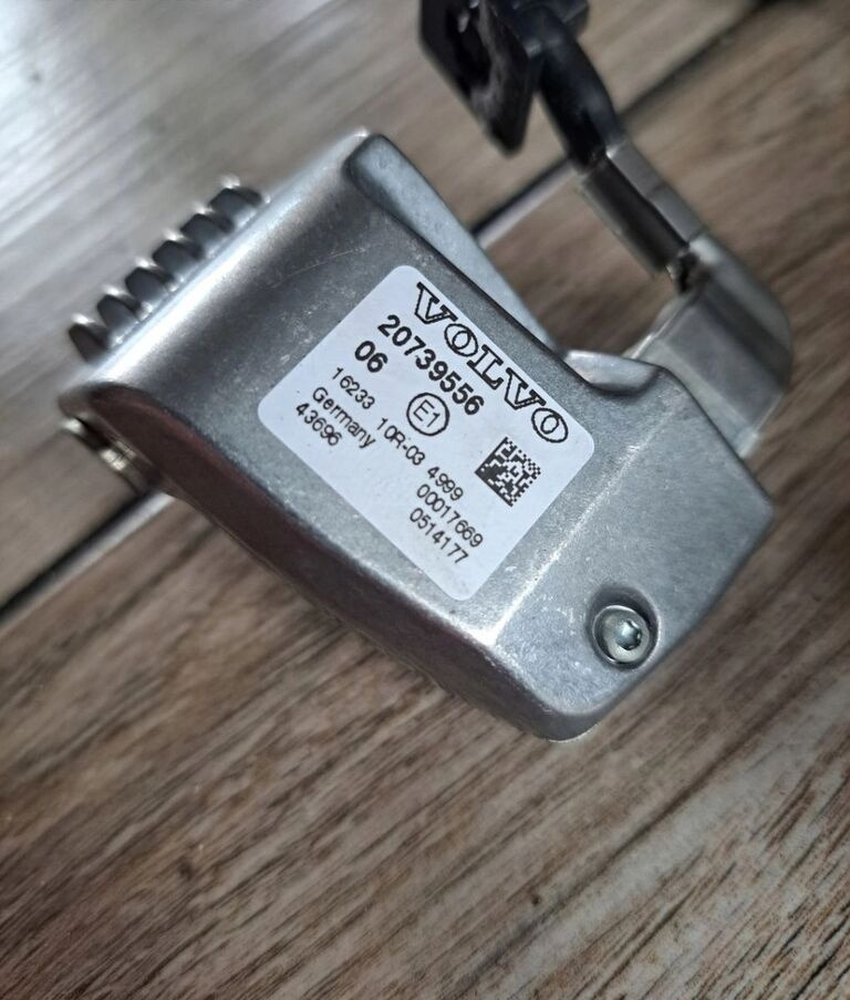 Volvo FH FM 4 9 13 LIFT Volvo - ECU for Truck: picture 2 Volvo FH FM 4 9 13 LIFT Volvo - ECU for Truck: picture 2