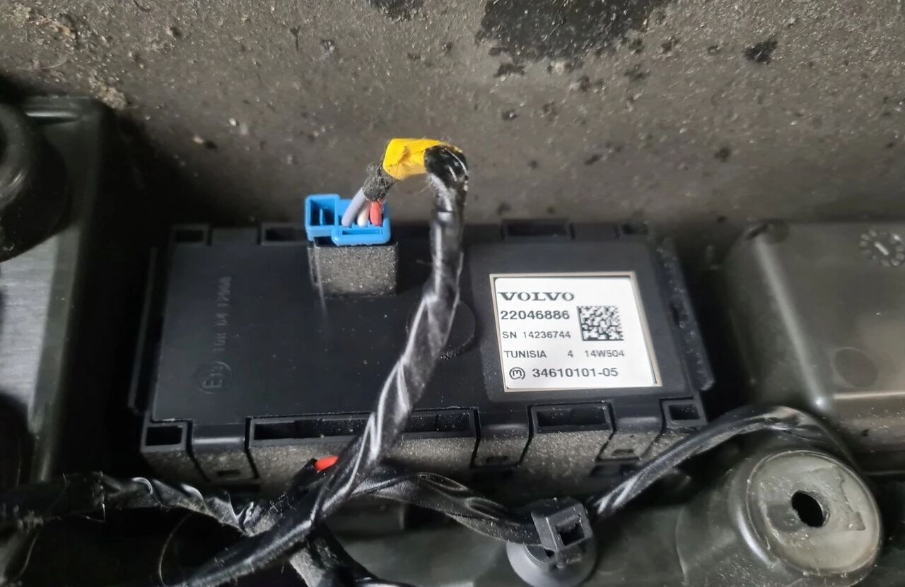 Volvo OE 22046886 Volvo VOLVO FH 4 FM 4 FH 5 FM 5 - ECU for Truck: picture 2 Volvo OE 22046886 Volvo VOLVO FH 4 FM 4 FH 5 FM 5 - ECU for Truck: picture 2