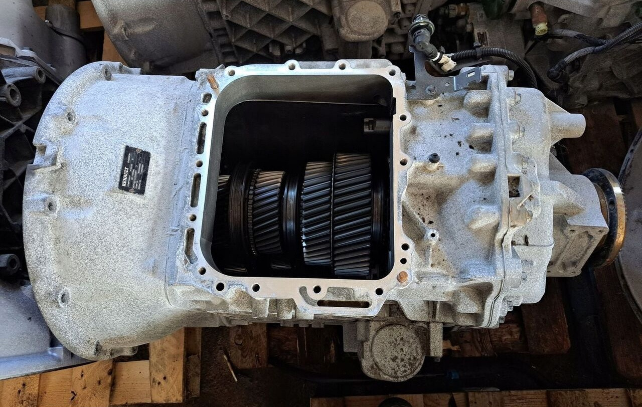 Volvo SKRZYNIA BIEGÓW RENAULT DXI VOLVO FH FM AT2412D - Gearbox for Truck: picture 1 Volvo SKRZYNIA BIEGÓW RENAULT DXI VOLVO FH FM AT2412D - Gearbox for Truck: picture 1