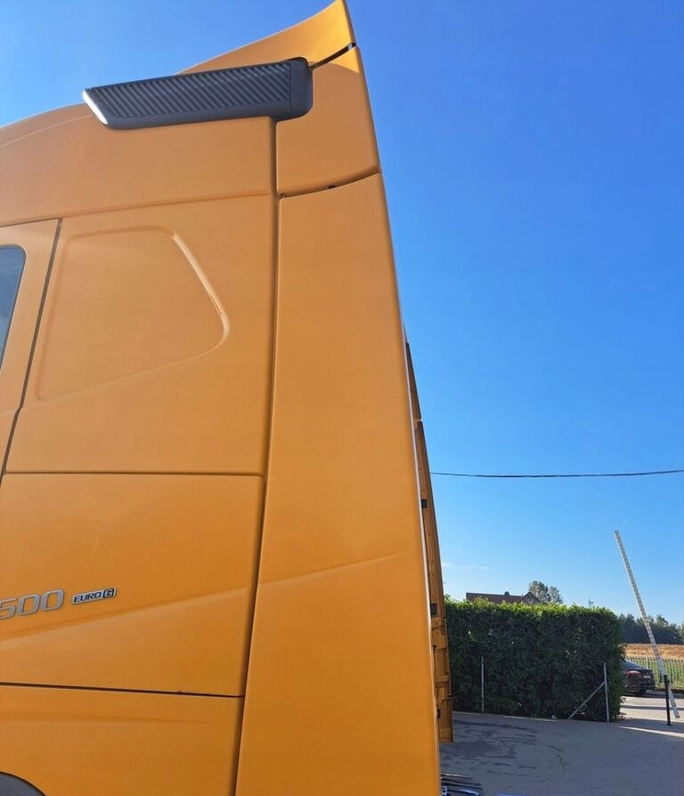 Volvo Y OWIEWKI KABINY KOMPLET FH 4 EURO 6 GLOBETROTTER Volvo FH4 Euro 6 Globetrotter - Aerodynamics/ Spoiler for Truck: picture 3 Volvo Y OWIEWKI KABINY KOMPLET FH 4 EURO 6 GLOBETROTTER Volvo FH4 Euro 6 Globetrotter - Aerodynamics/ Spoiler for Truck: picture 3