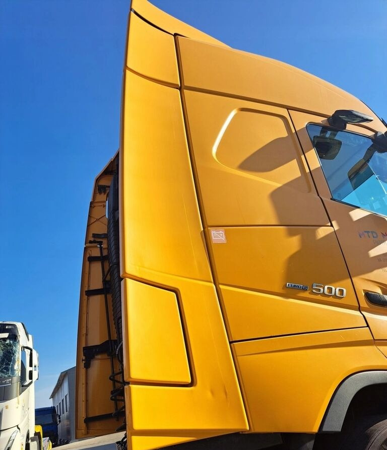 Volvo Y OWIEWKI KABINY KOMPLET FH 4 EURO 6 GLOBETROTTER Volvo FH4 Euro 6 Globetrotter - Aerodynamics/ Spoiler for Truck: picture 5 Volvo Y OWIEWKI KABINY KOMPLET FH 4 EURO 6 GLOBETROTTER Volvo FH4 Euro 6 Globetrotter - Aerodynamics/ Spoiler for Truck: picture 5